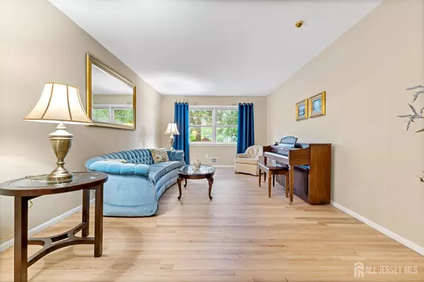 18 Academic RD, East Brunswick, NJ 08816