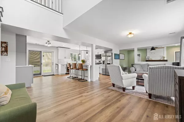 110 Washington AVE, Old Bridge, NJ 08879