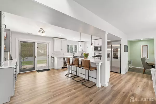 110 Washington AVE, Old Bridge, NJ 08879