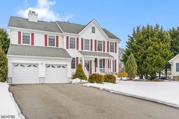 7 Wolverton Ln, Hillsborough Twp., NJ 08844