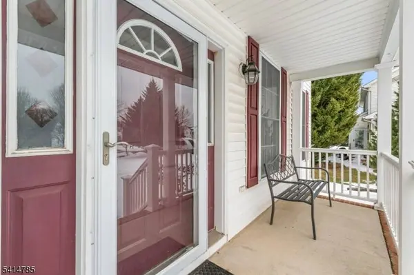 7 Wolverton Ln, Hillsborough Twp., NJ 08844