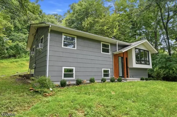 128 Us Highway 206, Mount Olive Twp., NJ 07836