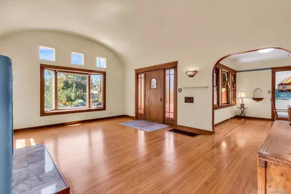 4551 Maryland St, CA 92116