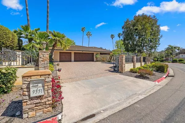 9351 La Jolla Farms Rd, San Diego, CA 92037