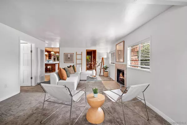 4573-4575 Massachusetts St, San Diego, CA 92116