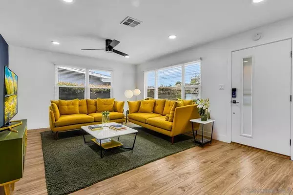 2702 Ridge View Dr, San Diego, CA 92105