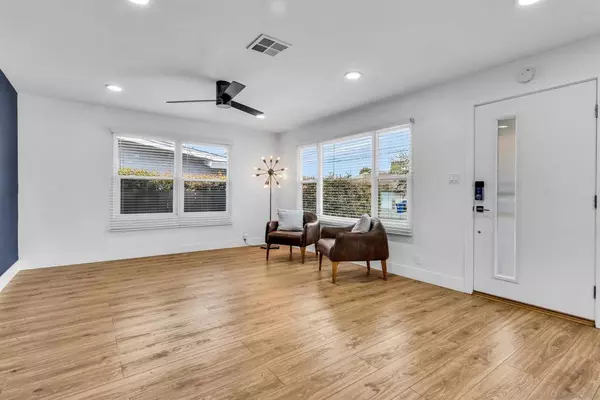 2702 Ridge View Dr, San Diego, CA 92105