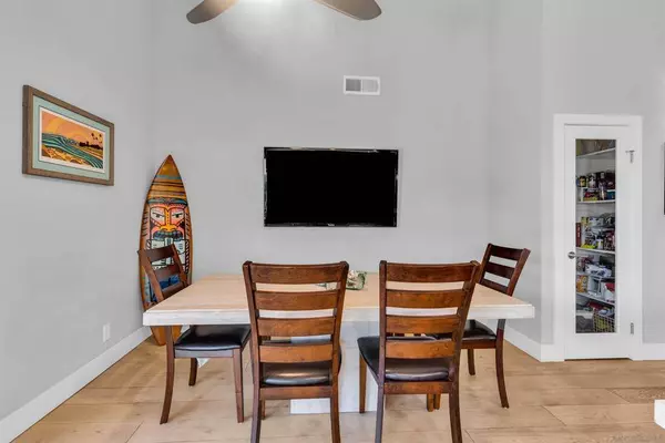 1604 Olmeda St, Encinitas, CA 92024