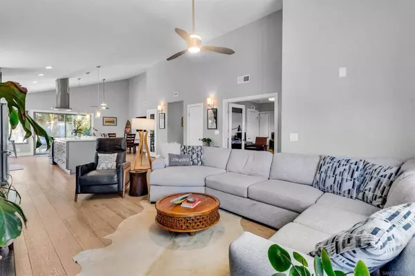 1604 Olmeda St, Encinitas, CA 92024