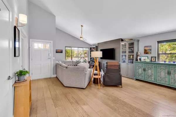 1604 Olmeda St, Encinitas, CA 92024