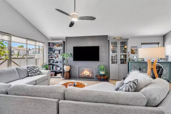 1604 Olmeda St, Encinitas, CA 92024