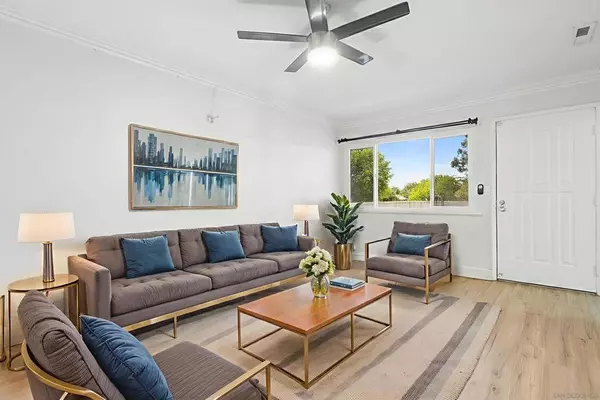 1060 E Washington Ave #5, Escondido, CA 92025