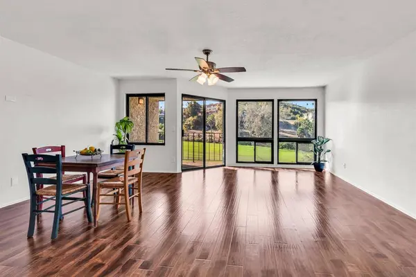 2507 Navarra Dr #202, Carlsbad, CA 92009