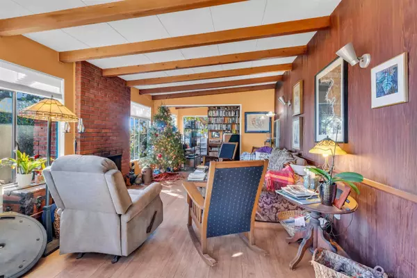 5209 Benton Pl, San Diego, CA 92116