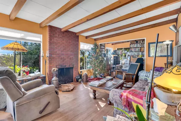 5209 Benton Pl, San Diego, CA 92116