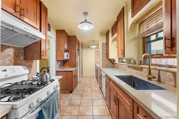 4621 Alabama St, San Diego, CA 92116
