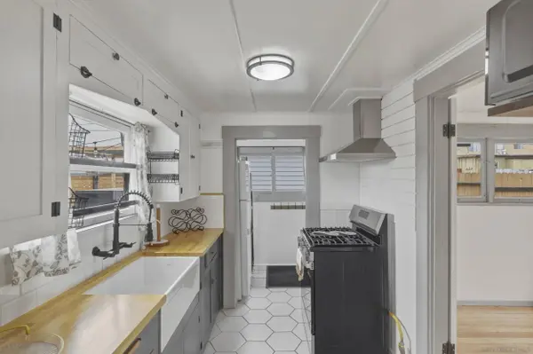 2520 Madison Ave, San Diego, CA 92116