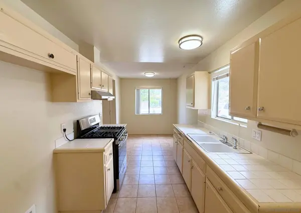 3671 Campus Dr, Oceanside, CA 92056
