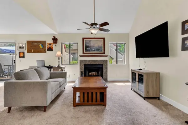 17945 Caminito Pinero #178, San Diego, CA 92128