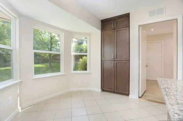 5606 Granger, San Antonio, TX 78240