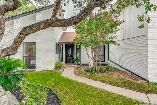 14622 Bitternut Woods, San Antonio, TX 78249