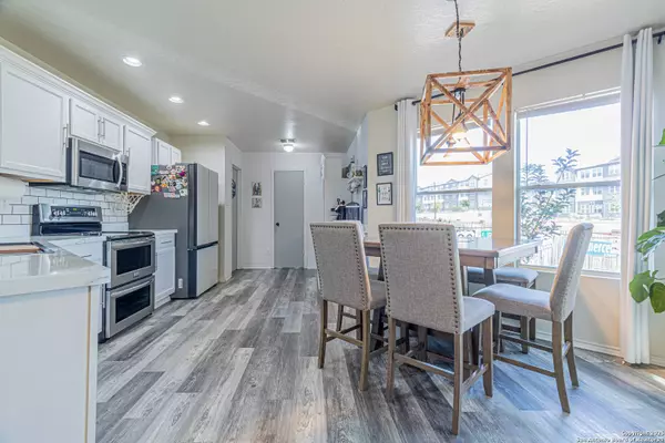 9311 Mimosa Mnr, San Antonio, TX 78245