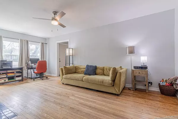 1703 Texas Ave, San Antonio, TX 78201