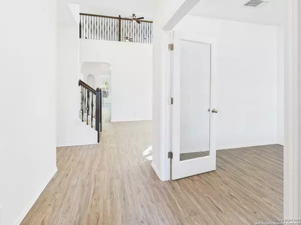 4526 Harrisburg, San Antonio, TX 78223