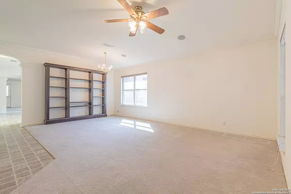 1140 Lion Way, San Antonio, TX 78251