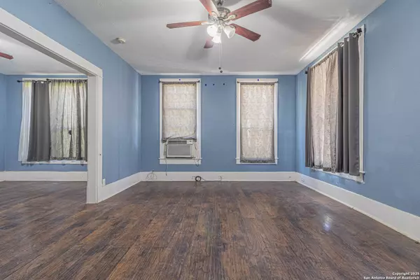 1123 Hackberry, San Antonio, TX 78210