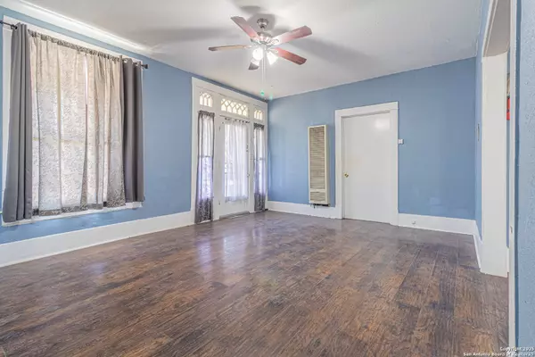 1123 Hackberry, San Antonio, TX 78210