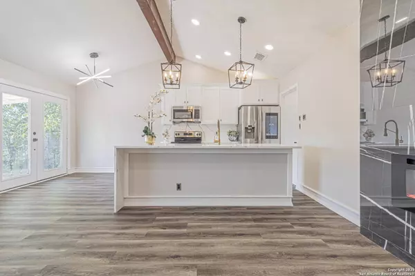 5714 Green Manor St, San Antonio, TX 78223