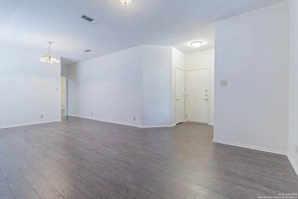 8030 Cerezo, San Antonio, TX 78250