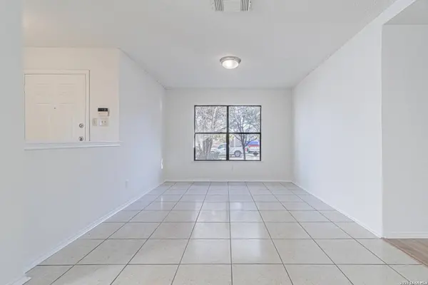 9815 Messenger Pass, San Antonio, TX 78245