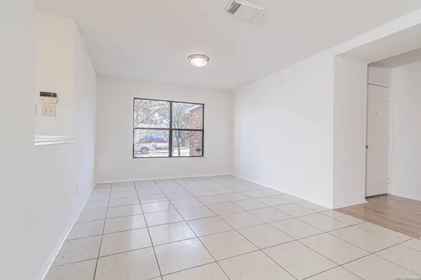 9815 Messenger Pass, San Antonio, TX 78245