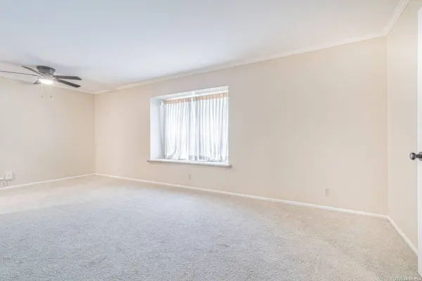 5714 Dan Duryea, San Antonio, TX 78240