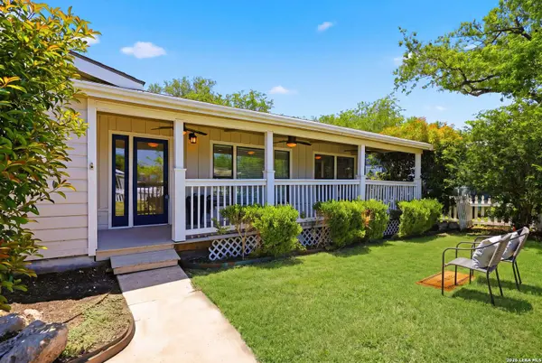 334 Karen Ln, San Antonio, TX 78209