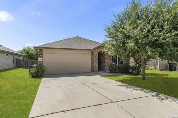 8750 Fischer Falls, San Antonio, TX 78254