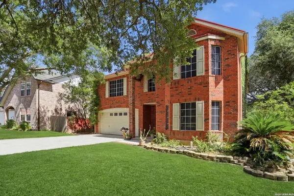 16426 Hillview Pass Dr, San Antonio, TX 78247