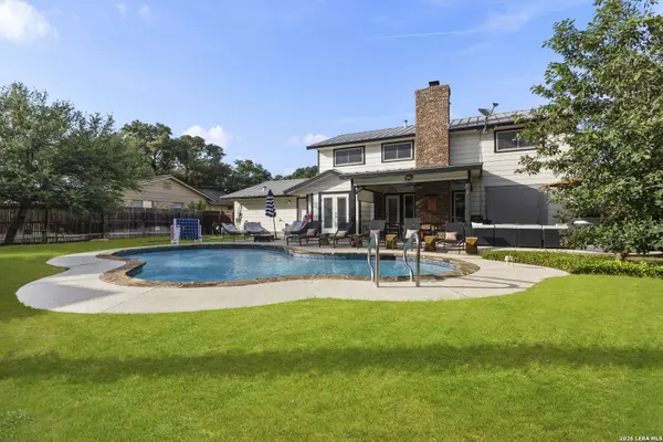 10807 Mount Ida