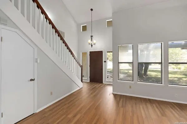 9307 Woodheather St, San Antonio, TX 78254