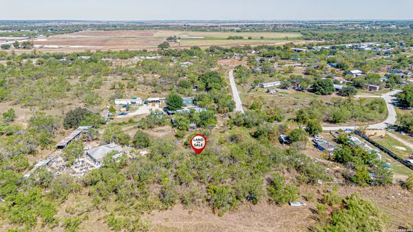 756 County Road 6841, Lytle, TX 78052