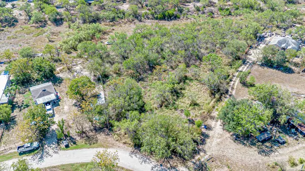 589 County Road 6842, Lytle, TX 78052