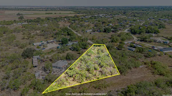756 County Road 6841, Lytle, TX 78052
