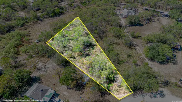 589 County Road 6842, Lytle, TX 78052