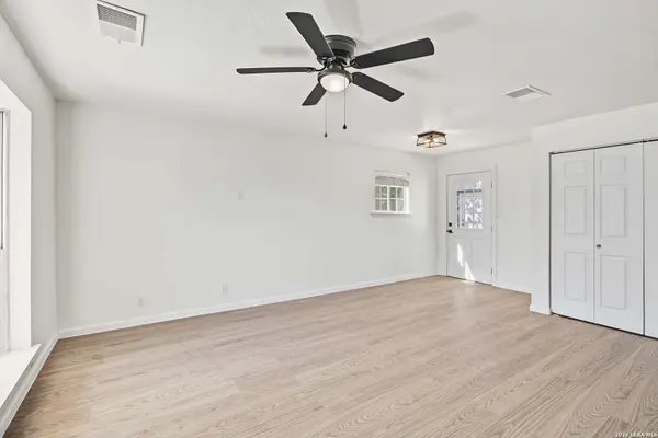 231 Michael Ave, San Antonio, TX 78223