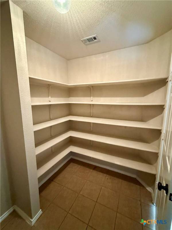 5704 Drystone LN, Killeen, TX 76542