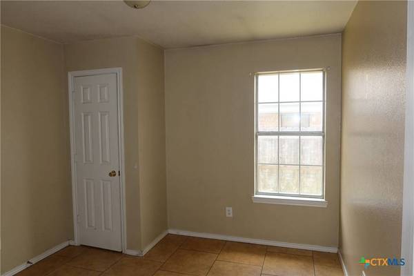 5008 John David DR, Killeen, TX 76549