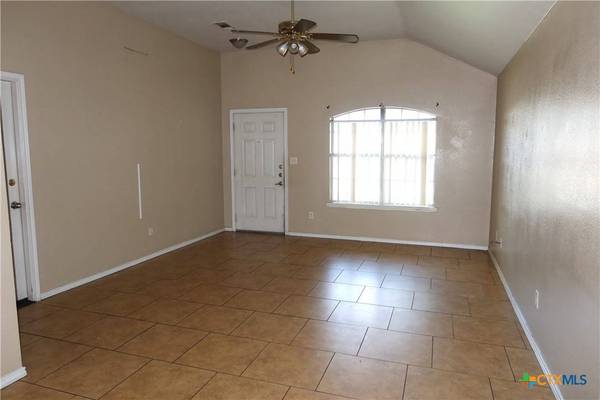 5008 John David DR, Killeen, TX 76549