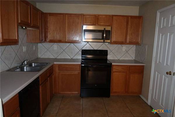 5008 John David DR, Killeen, TX 76549